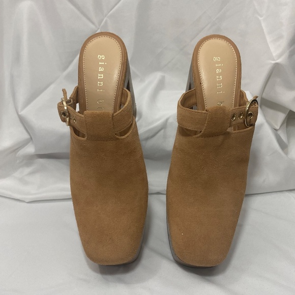 Gianni Bini Sotelo Suede Platform Clogs In Tan Women's size 8.5M - Picture 12 of 14